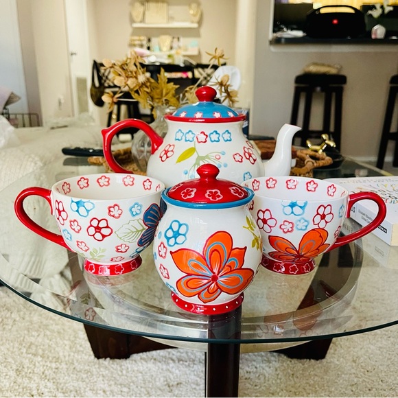 Dutch Wax Vibrant Floral Tea Set by Coastline Imports Red Accents - Picture 4 of 10